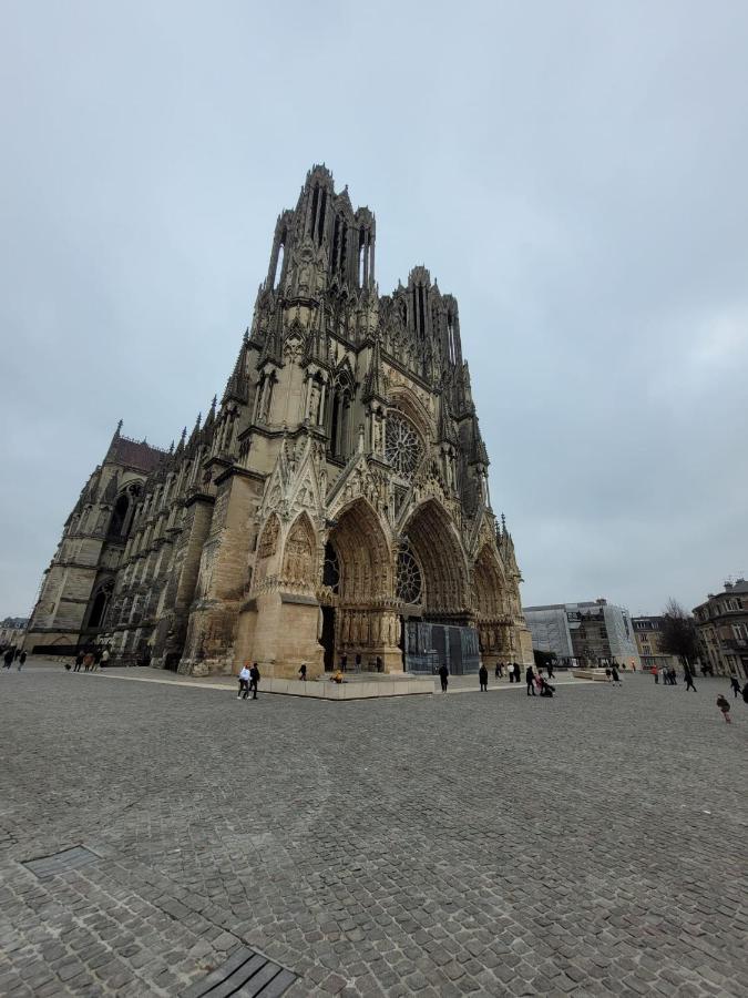 Le Champagnoles Reims Exterior foto